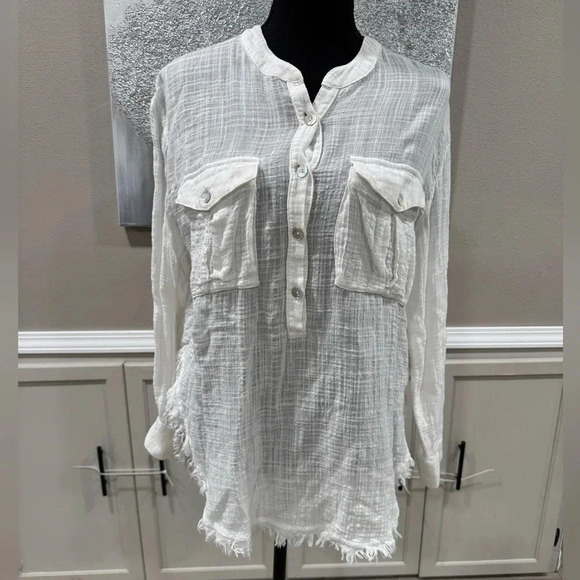 Free People talk to me light weight linen frayed long sleeve Henley - Picture 3 of 6